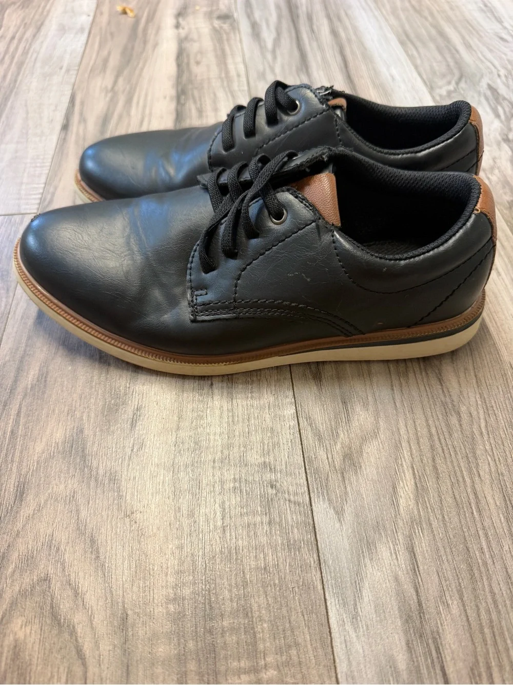 DSW Kids Black Lace-Up Dress Shoes with Tan Trim